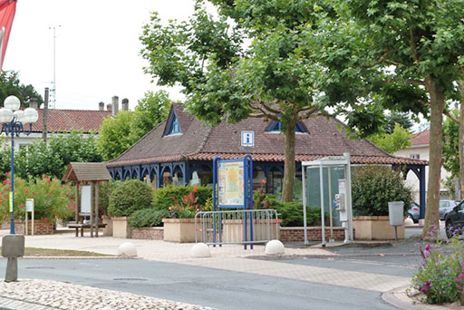 Image de présentation de l'établissement Office de Tourisme du Pays Montponnais — 2013-11789.jpg