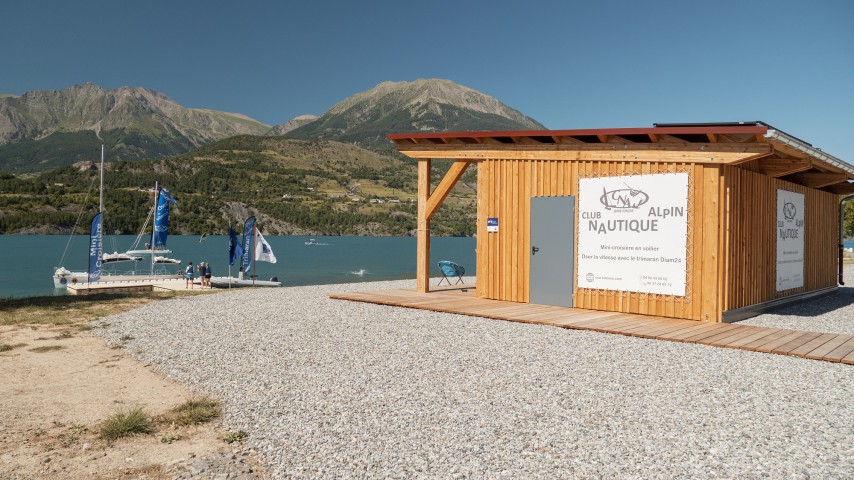 __Image de présentation de l'établissement Club Nautique Alpin Serre Ponçon — Bluekoastrecords_Savines_2020 (4)COMP.jpg