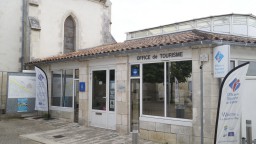 Image de présentation de l'établissement Destination Ile de Ré - Bureau d'information touristique de La Couarde-sur-Mer — th212990_2022-04-11-14-04-46.JPG