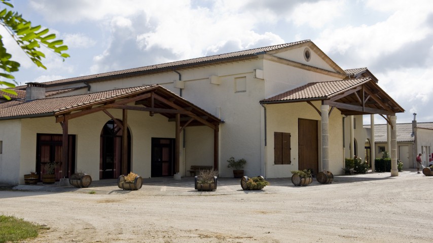 Image de présentation de l'établissement Château Grand Baril et Réal Caillou — 2019-00090 Château Grand Baril et Réal Caillou MONTAGNE 2.jpg
