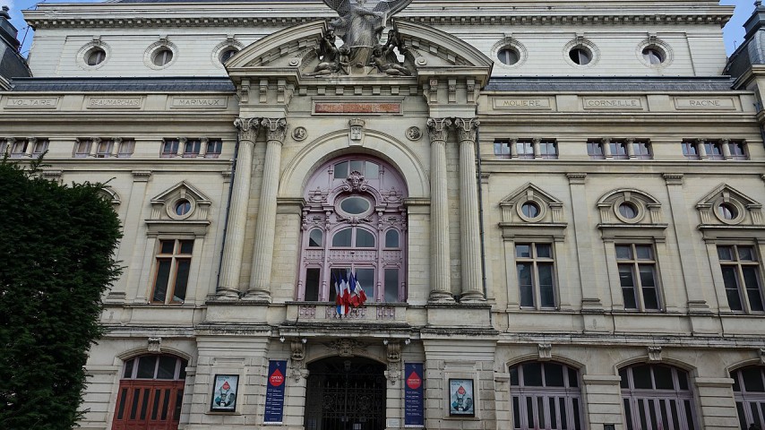 Image de présentation de l'établissement Grand Théâtre - Opéra de Tours  — Théâtre_(Tours).jpg