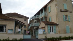 Image de présentation de l'établissement Centre d'accueil communal d'Arzacq — Centre d'Accueil Arzacq.jpg