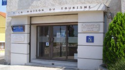 Image de présentation de l'établissement Maison du Tourisme d'Allauch — Maison Tourisme 3.jpg