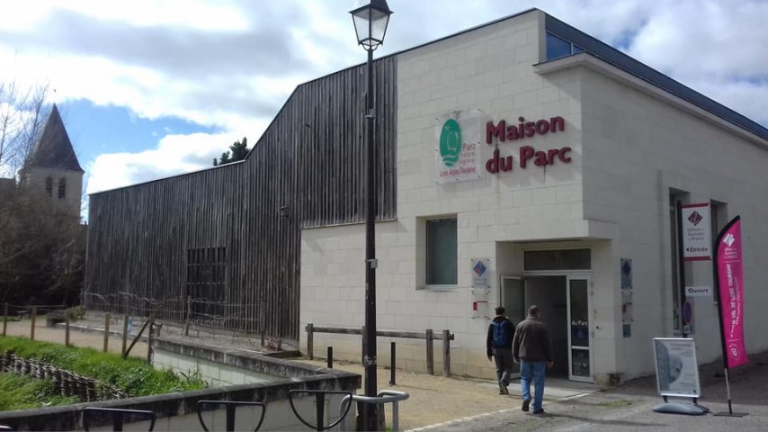Image de présentation de l'établissement Office de Tourisme Saumur Val de Loire - Montsoreau — th207337_2022-08-02-06-40-08.jpg