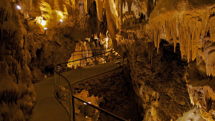 __Image de présentation de l'établissement Grotte de VILLARS — qt139275_2020-06-26-15-40-08.jpg