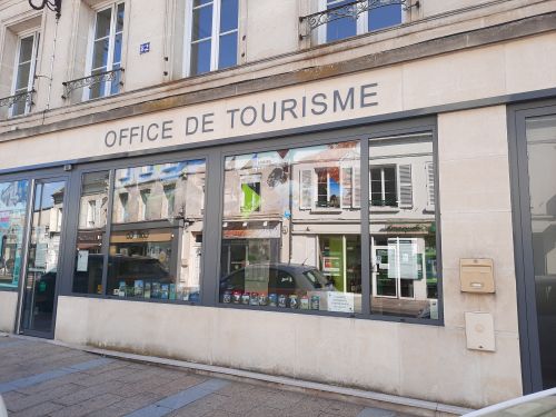 Image de présentation de l'établissement OFFICE DE TOURISME DU PAYS DE VALOIS — office de tourisme - extérieur