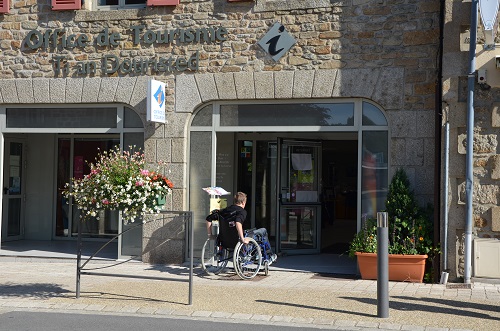__Image de présentation de l'établissement Office de Tourisme du Kreiz Breizh — 2018-01283 Office de Tourisme de Kreizh Breizh ROSTRENEN 3.jpg